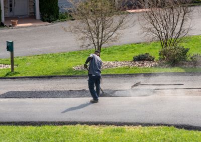 Protect Asphalt from Oxidation